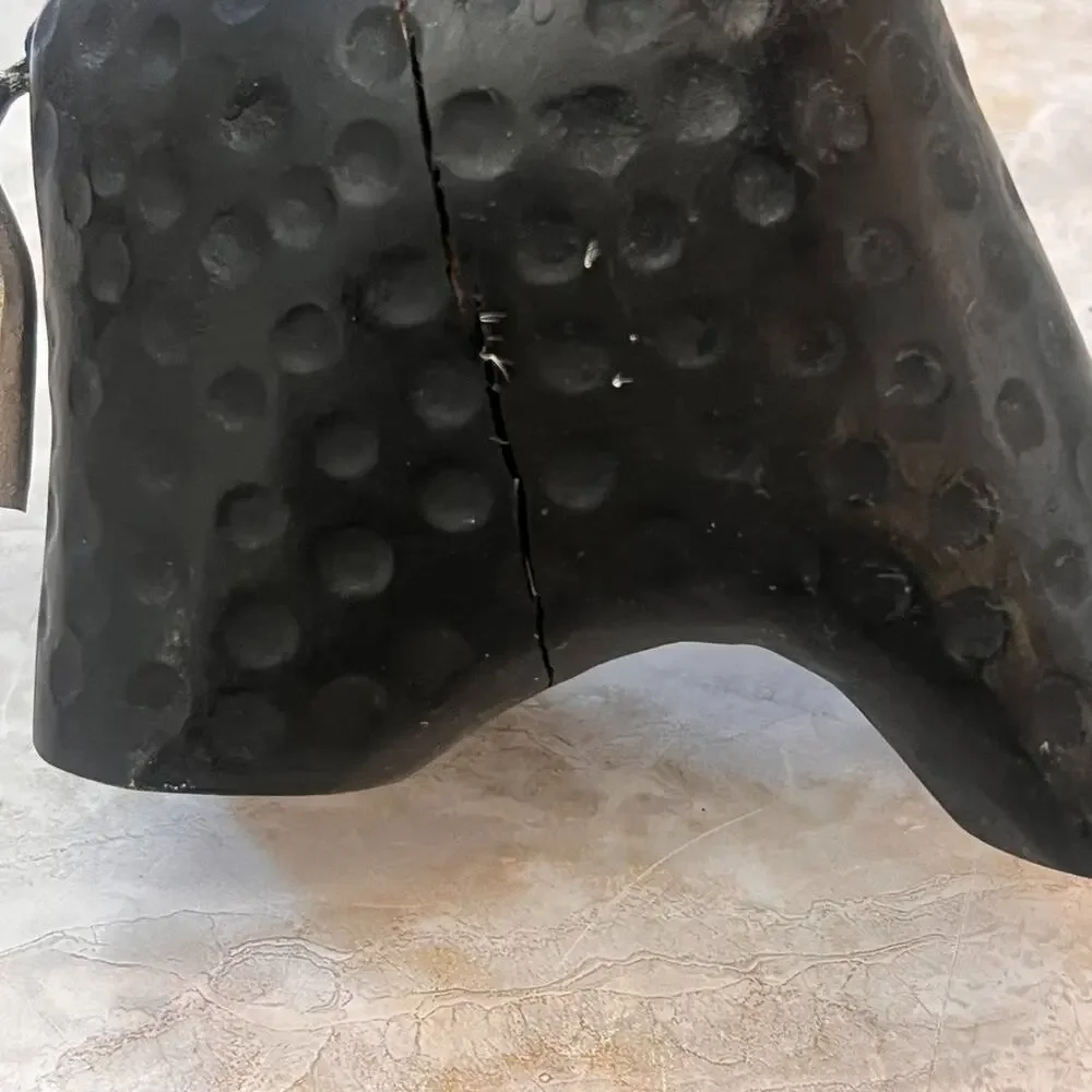 Flapping Ear Elephant Candle Holder 17